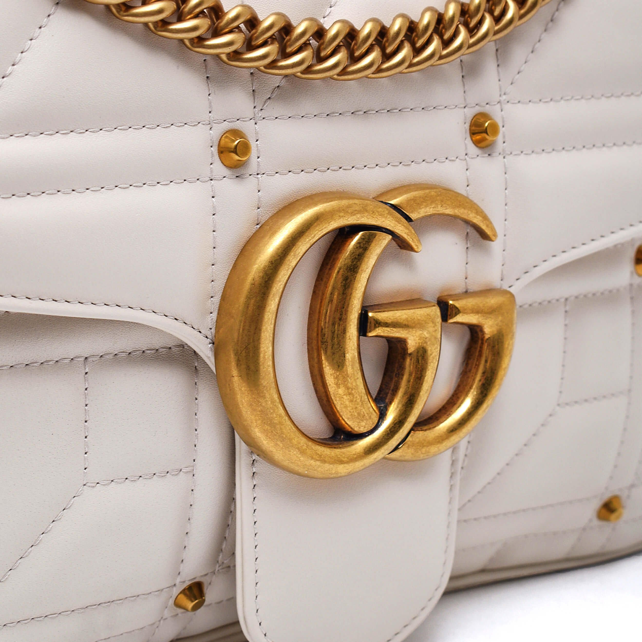 Gucci - White Marmont Matelasse Leather Studded Medium Flap Bag